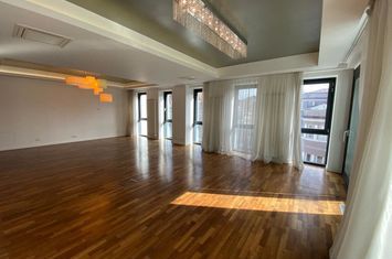 5-room apartment, building with swimming pool, Aviatorilor area anunturi imobiliare Bucuresti