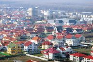 Fiscul atacă imobiliarele, evazioniştii se repliază