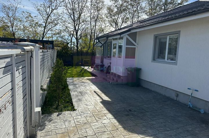 Casă 3 camere + dependințe, curte 380, Săbăreni anunturi imobiliare Giurgiu