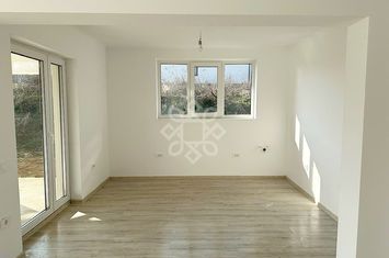 Casa finisata 4 camere si 600mp teren de vanzare in Paleu anunturi imobiliare Bihor
