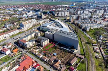 700 mp TEREN INTRAVILAN LÂNGĂ GALERIA MALL anunturi imobiliare Arad