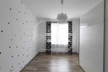 Apartament 3 camere de vanzare CLUJ-NAPOCA - Cluj anunturi imobiliare Cluj