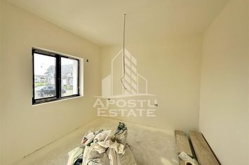 Jumatate de duplex cu 3 camere Sanandrei anunturi imobiliare Timis