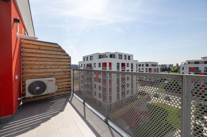 APARTAMENT CU 2 DORMITOARE DIN BLOCUL R37 | ARED AFI anunturi imobiliare Arad