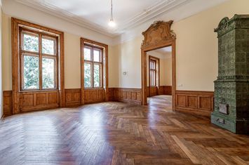 Apartament istoric pe Bulevardul Revoluției anunturi imobiliare Arad