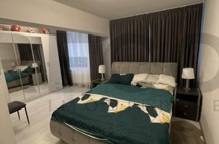 Apartament 4 camere de vanzare CENTRAL - Bihor anunturi imobiliare Bihor