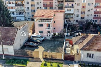 Casă spațioasă în mijlocul orasului, Str. Constantin Brâncuși anunturi imobiliare Arad