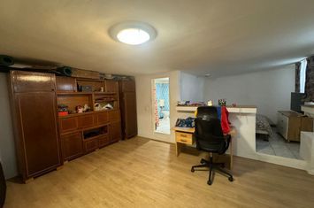 Apartament la demisol 60 mp utili - Str Einstein - Central anunturi imobiliare Cluj