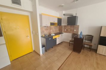 Apartament cu 3 camere de vânzare în Sinaia anunturi imobiliare Prahova