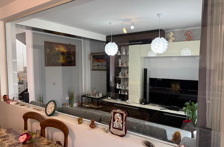 APARTAMENT CU 4 CAMERE SI CURTE PRIVATA, NICOLINA CUG anunturi imobiliare Iasi