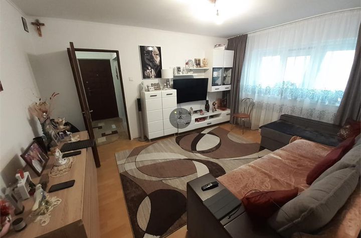 Apartament 2 camere de vanzare MIRCEA CEL BATRAN - Iasi anunturi imobiliare Iasi