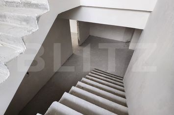Apartament 4 camere de vanzare CLUJ-NAPOCA - Cluj anunturi imobiliare Cluj