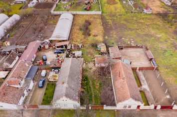 Casă - 3 camere de vanzare FELNAC - Arad anunturi imobiliare Arad