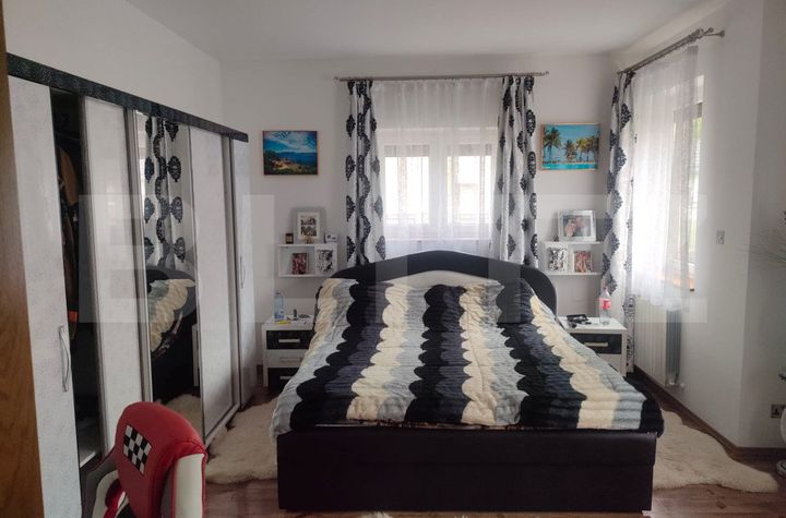 Vilă - 8 camere de vanzare MARGINEA - Suceava anunturi imobiliare Suceava