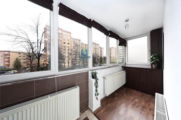 Apartament 3 camere de inchiriat GRIVITEI - Brasov anunturi imobiliare Brasov