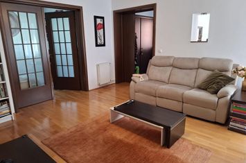 Vanzare apartament in vila 103mp Cotroceni Arenele BNR anunturi imobiliare Bucuresti