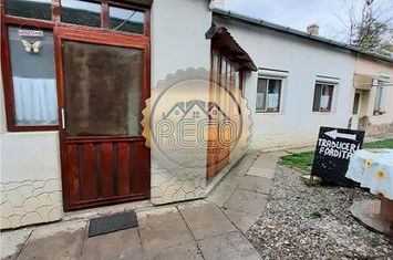 Apartament 2 camere de vanzare CENTRAL - Bihor anunturi imobiliare Bihor