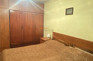 Apartament 3 camere de vanzare CENTRAL - Vrancea anunturi imobiliare Vrancea
