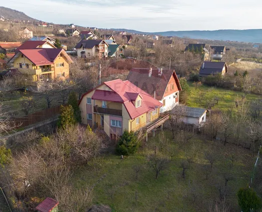 Vilă 4 cam Barnova, 190 mp, P+1