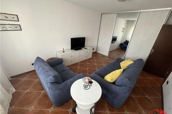 Apartament 2 camere de vanzare CENTRAL - Vrancea anunturi imobiliare Vrancea