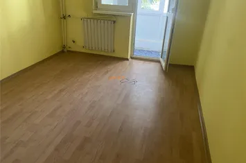 Apartament 4 camere de vanzare SUD - Vrancea anunturi imobiliare Vrancea