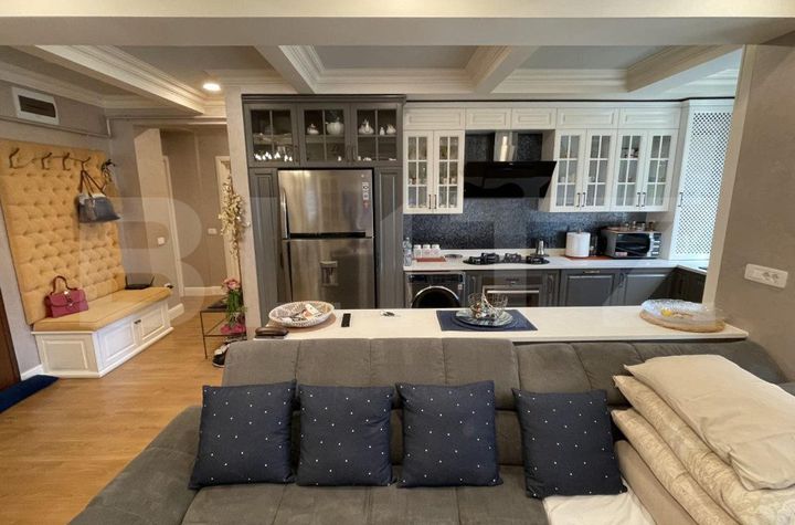 Apartament 3 camere de vanzare SUCEAVA - Suceava anunturi imobiliare Suceava