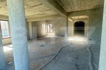 Vilă - 10 camere de vanzare RADAUTI - Suceava anunturi imobiliare Suceava