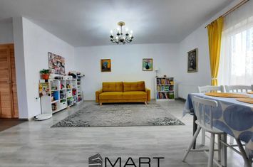 Casă - 3 camere de vanzare TARLUNGENI - Brasov anunturi imobiliare Brasov