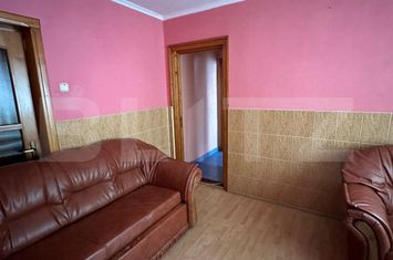 Apartament 3 camere de vanzare RADAUTI - Suceava anunturi imobiliare Suceava