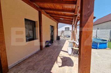 Casă - 4 camere de vanzare HALCHIU - Brasov anunturi imobiliare Brasov
