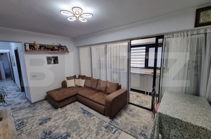 Apartament 3 camere de vanzare IASI - Iasi anunturi imobiliare Iasi