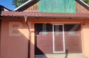 Casă - 5 camere de vanzare RADAUTI - Suceava anunturi imobiliare Suceava