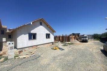 Casă - 3 camere de vanzare SIBIU - Sibiu anunturi imobiliare Sibiu