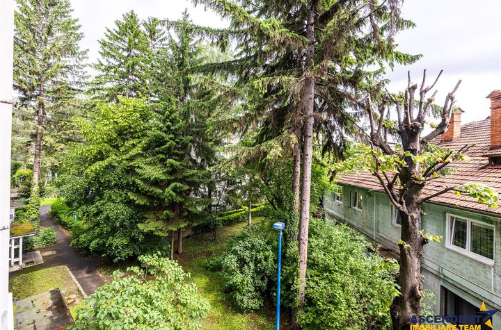 Apartament 3 camere de vanzare CENTRUL CIVIC - Brasov anunturi imobiliare Brasov