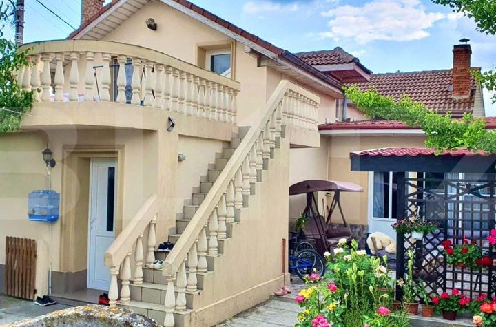Casă - 7 camere de vanzare ROMANESTI - Dolj anunturi imobiliare Dolj