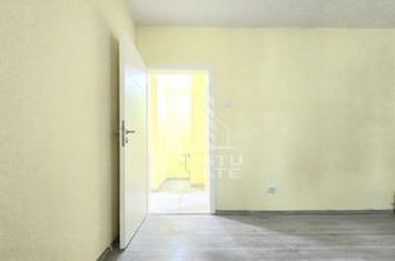 Apartament 2 camere, decomandat, zona Bastion anunturi imobiliare Timis