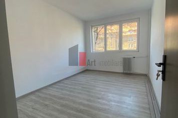Apartament 3 camere de vanzare PODUL GRAND - Bucuresti anunturi imobiliare Bucuresti