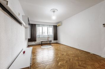 Apartament cu 2 camere, etaj 2 – Piața UTA anunturi imobiliare Arad