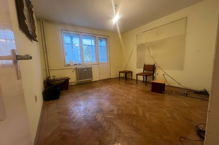 Apartament 3 camere de vanzare CLUJ-NAPOCA - Cluj anunturi imobiliare Cluj