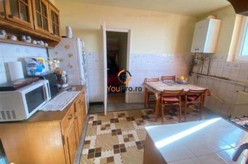 Apartament 3 camere de vanzare COMPLEX STUDENTESC - Timis anunturi imobiliare Timis