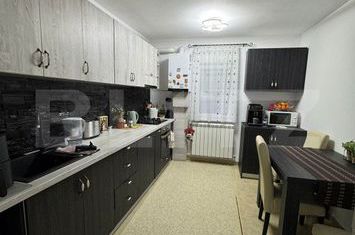 Apartament 3 camere de vanzare AMPOI 3 - Alba anunturi imobiliare Alba