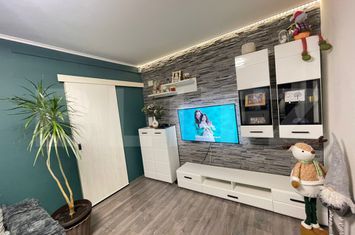 Apartament 2 camere de vanzare CALEA BUCURESTI - Dolj anunturi imobiliare Dolj