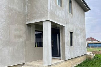Vilă - 4 camere de vanzare SATU MARE - Satu Mare anunturi imobiliare Satu Mare