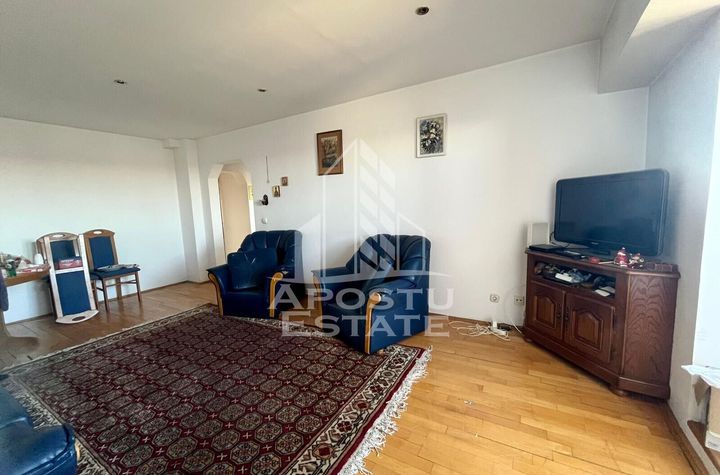 Apartament 4 camere,decomandat,zona Fabric anunturi imobiliare Timis