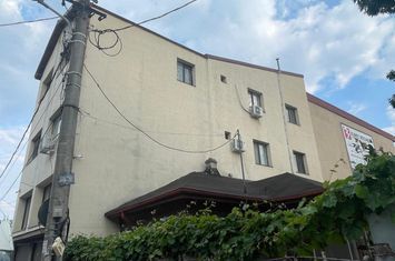 Vilă - 8 camere de vanzare 13 SEPTEMBRIE - Bucuresti anunturi imobiliare Bucuresti