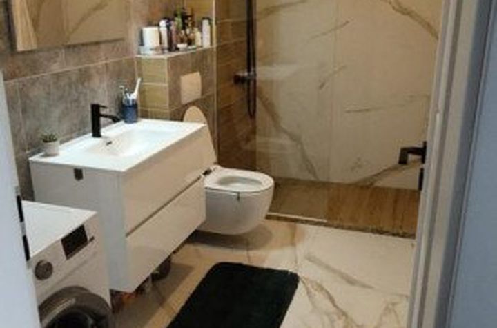 Apartament 3 camere de vanzare BACIU - Cluj anunturi imobiliare Cluj