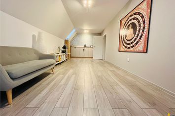 Apartament 3 camere de vanzare TRACTORUL - Brasov anunturi imobiliare Brasov