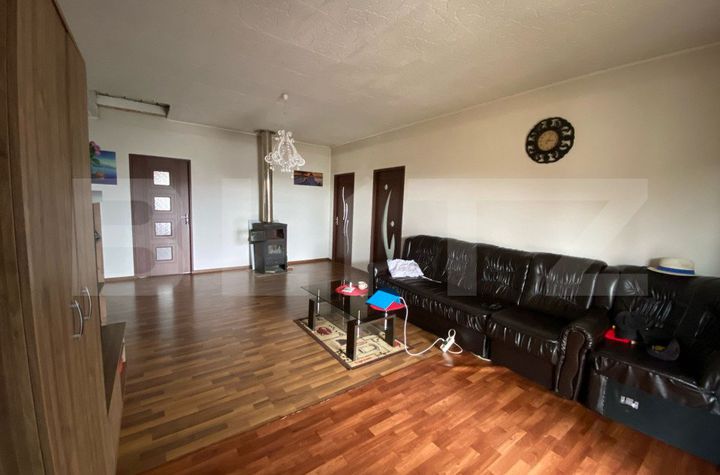 Casă - 4 camere de vanzare CLUJ-NAPOCA - Cluj anunturi imobiliare Cluj
