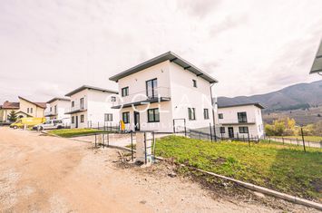 Vilă - 5 camere de vanzare CISNADIOARA - Sibiu anunturi imobiliare Sibiu