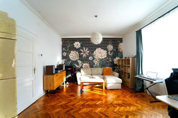 Casă - 3 camere de vanzare SUB ARINI - Sibiu anunturi imobiliare Sibiu